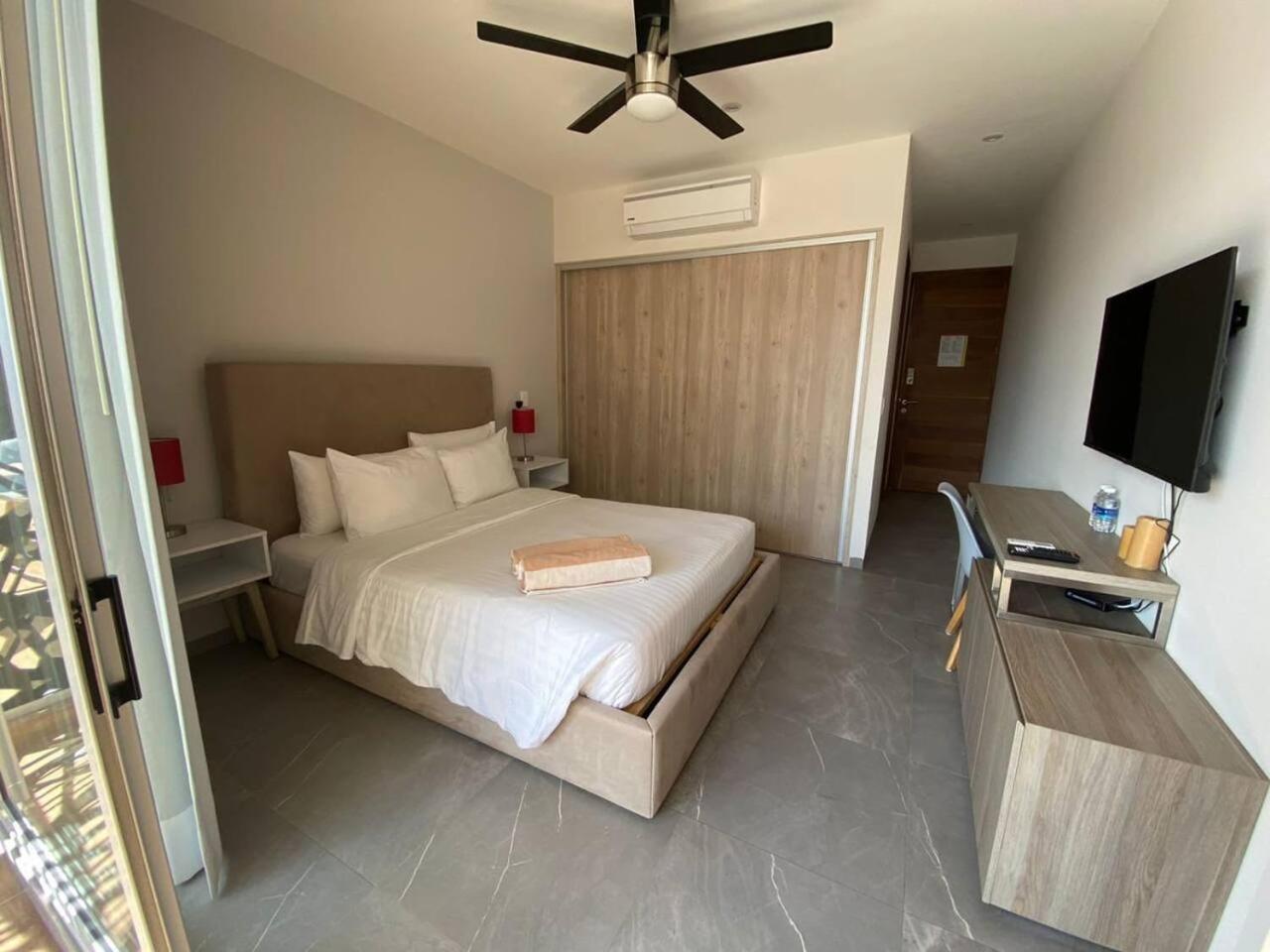 Luxury Private Ac Gym Pool Cine Apartamento Playa del Carmen