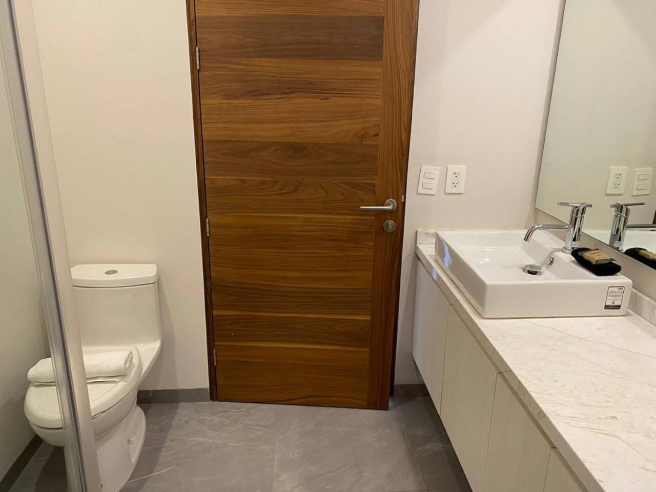 Luxury Private Ac Gym Pool Cine Apartamento *